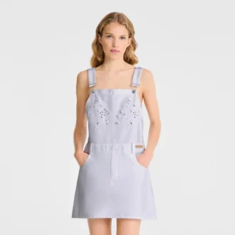 Blanc – Robe en gabardine brodée