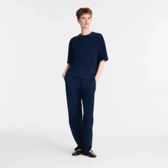 Bleu marine – Top court en cuir