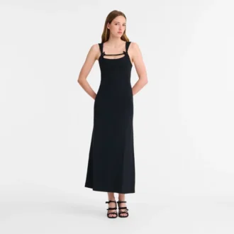 Noir – Robe longue en crêpe