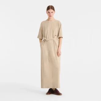 Robe longue en cuir